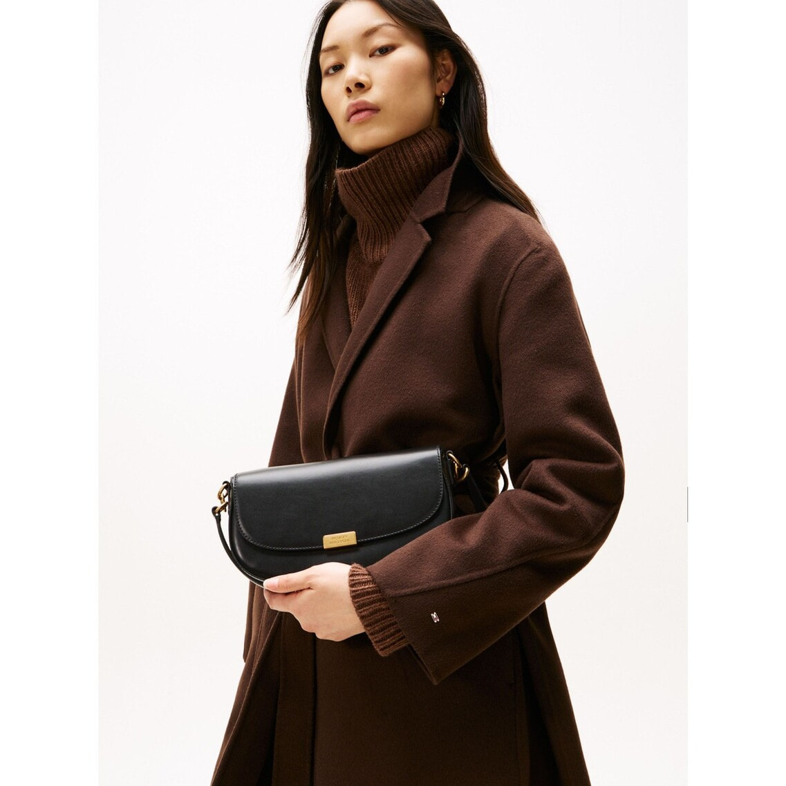 トミーヒルフィガー　120セット　美品 アイコニックレザークロスボディバッグ | トミー ヒルフィガー