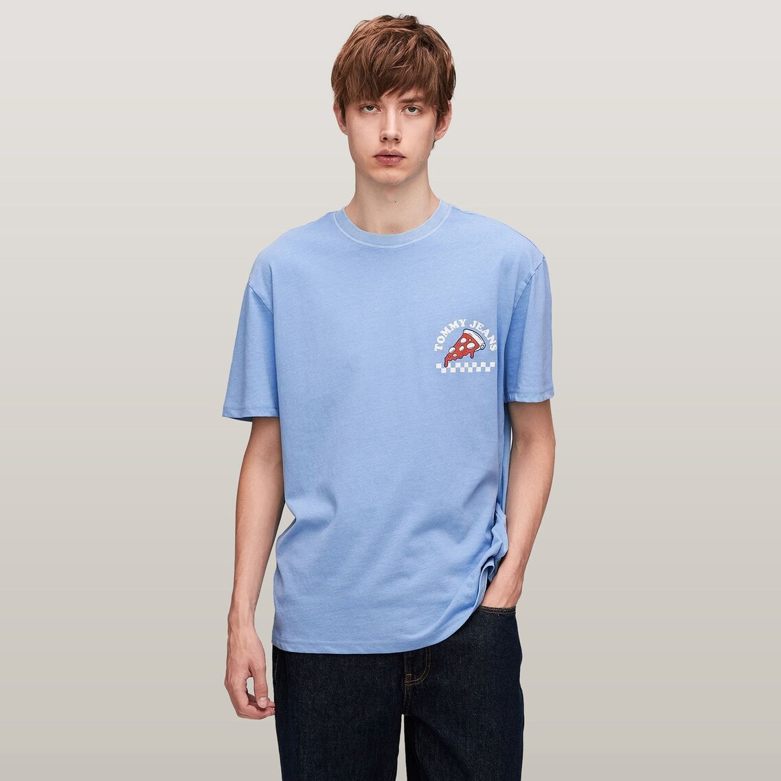 レギュラーユニセックスファンノベルティTシャツ | トミー ジーンズ 