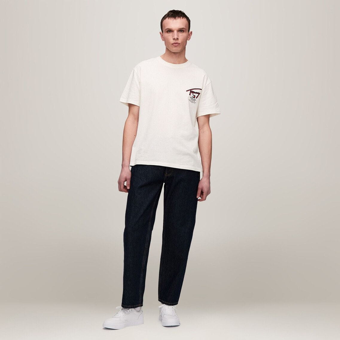 レギュラー3DストリートシグネチャーTシャツ | トミー ジーンズ 
