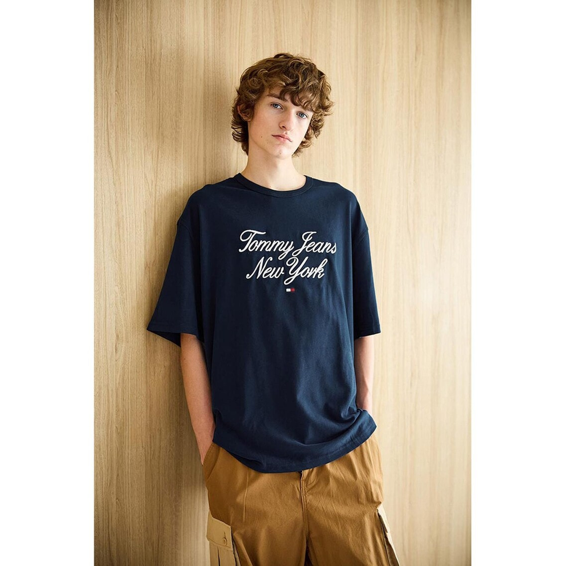 オーバーサイズラグジュアリーセリフTシャツ | トミー ジーンズ  