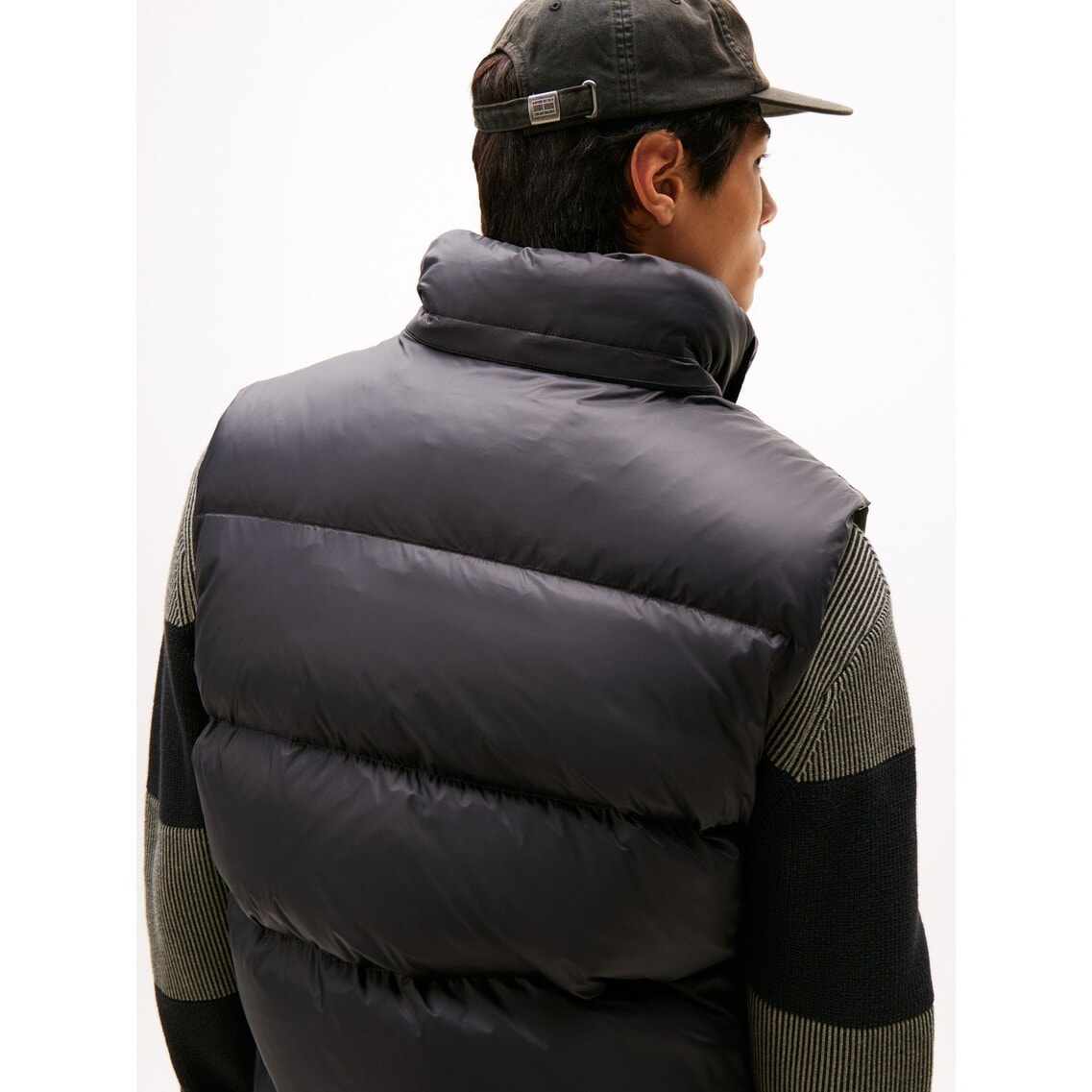 ポイント7倍】エッセンシャルダウンベスト | トミー ジーンズ | トミー