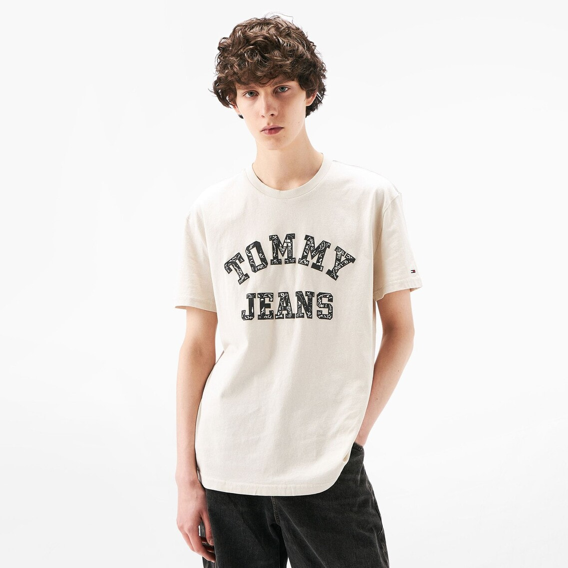 レギュラーペイズリーカレッジTシャツ | トミー ジーンズ