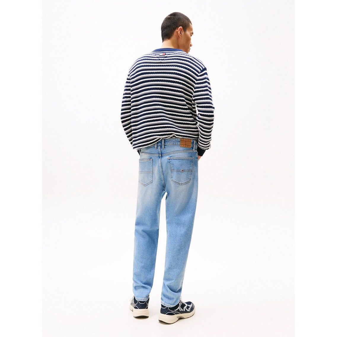 トミージーンズ「  Jeans」 2点でさらに10％OFF】リラックステーパードジーンズ | トミー