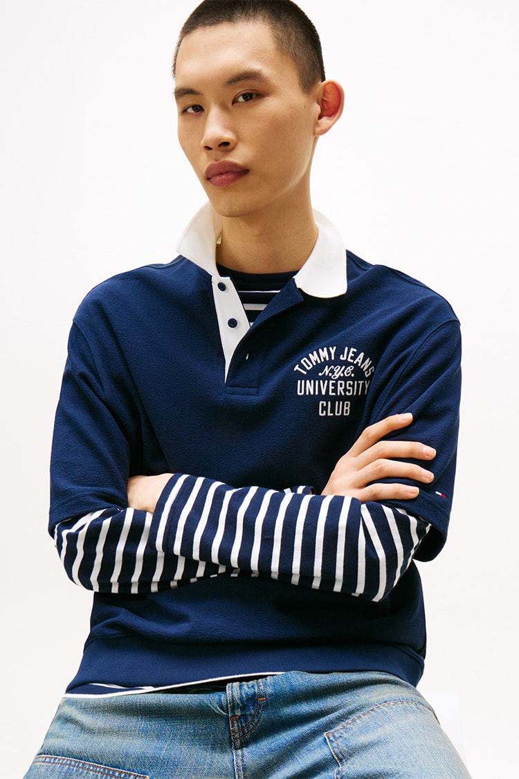 トミージーンズ・JEANS☆ロゴスウェット tommy jeans（トミー ジーンズ）の「ロゴスウェットトレーナー