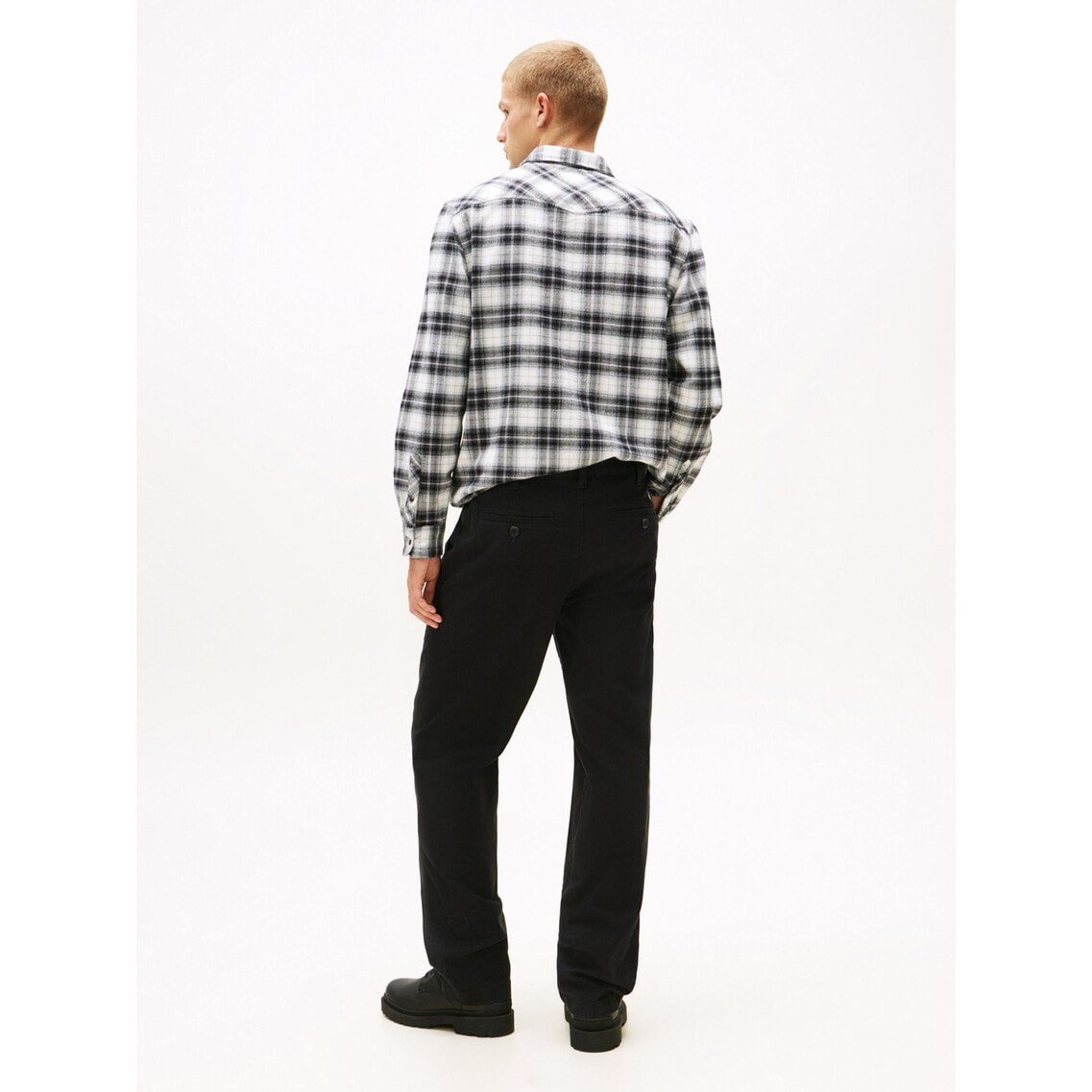 3点でさらに10％OFF】ソフトツイルチノパンツ | トミー ジーンズ