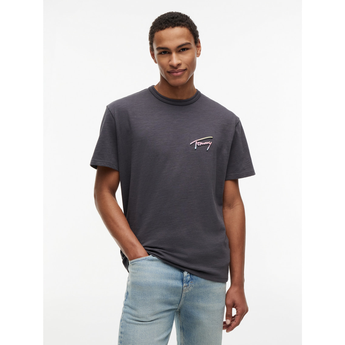 リラックスフィットノベルティショートスリーブTシャツ | トミー