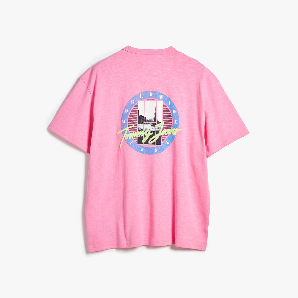 リラックスフィットノベルティショートスリーブTシャツ | トミー