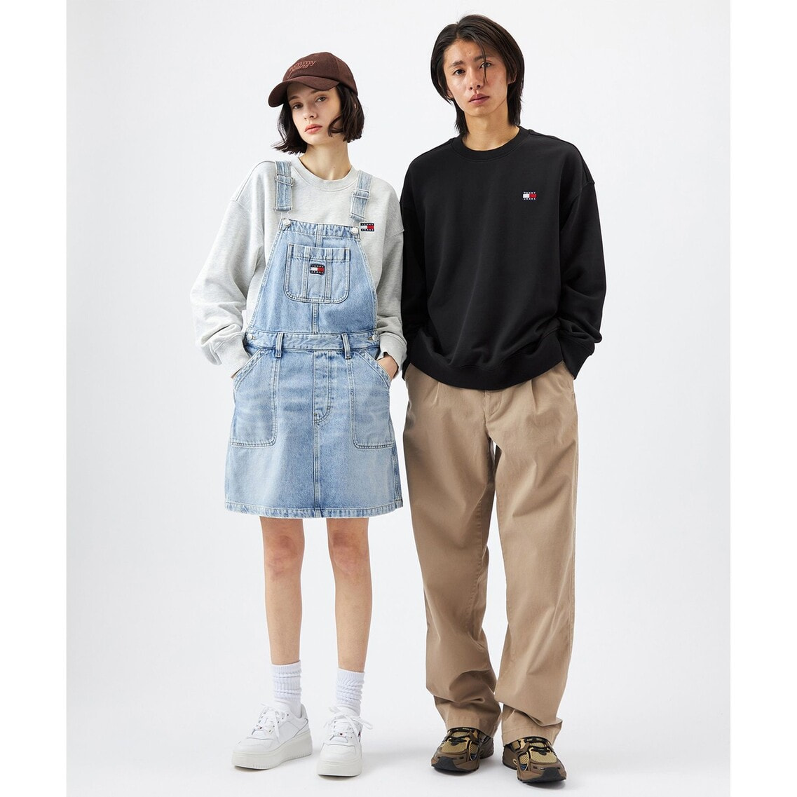 リラックスバッジクルーネックトレーナー | トミー ジーンズ | トミー