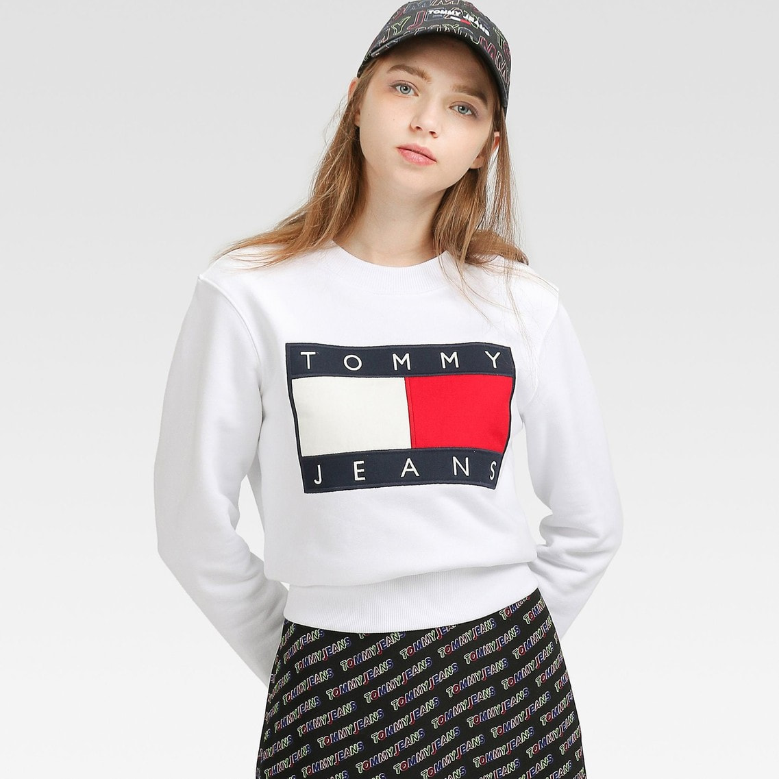 tommy jeans big logo t shirt