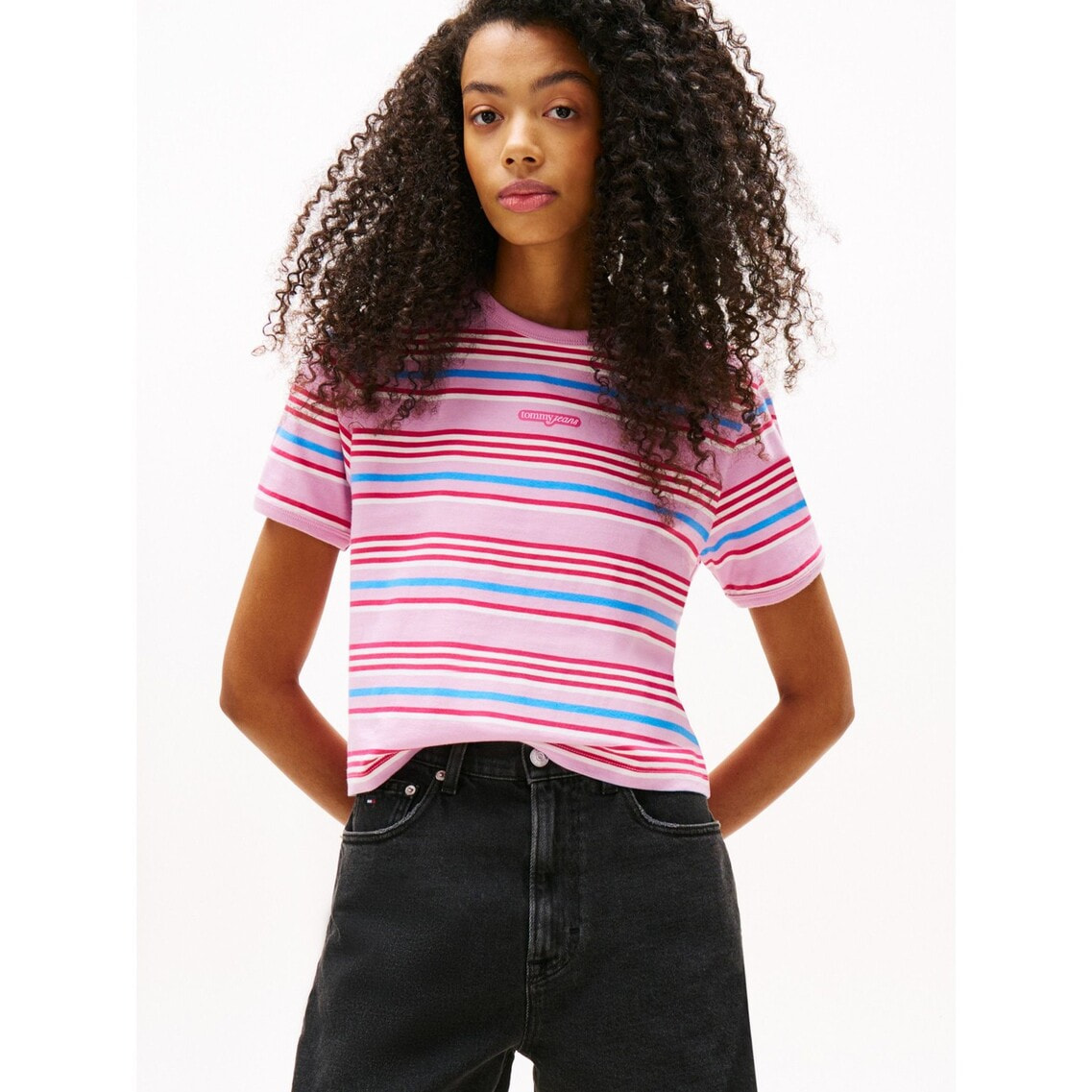 トミー ヒルフィガー   レギュラースクリプトボーダーTシャツ （ピンク） レギュラースクリプトボーダーTシャツ | トミー ジーンズ