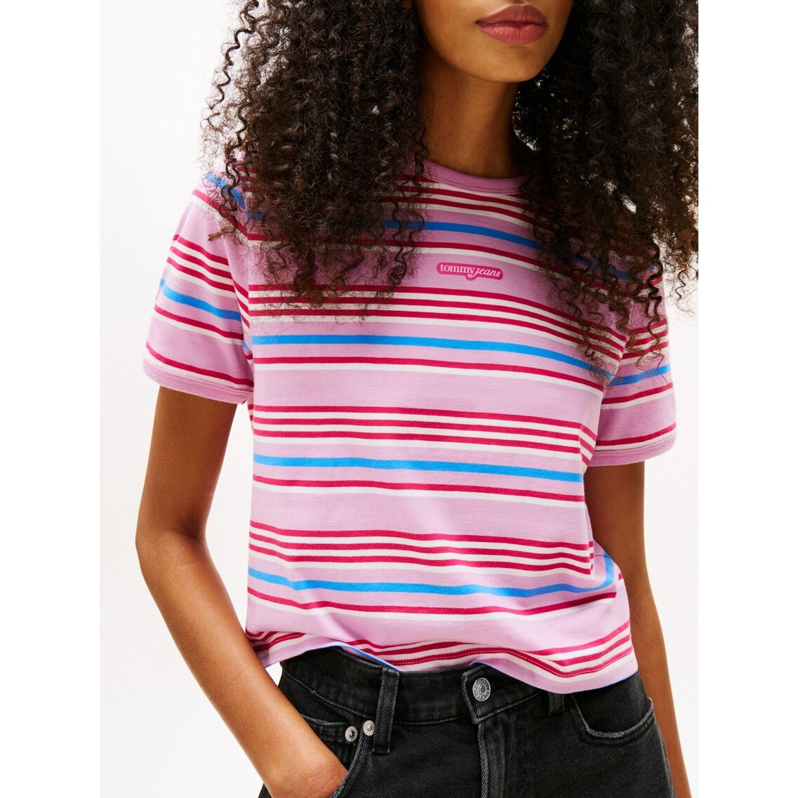 [ Jeans] スクリプトリンガーTシャツ 2点でさらに10％OFF】スリムスクリプトリンガーTシャツ | トミー