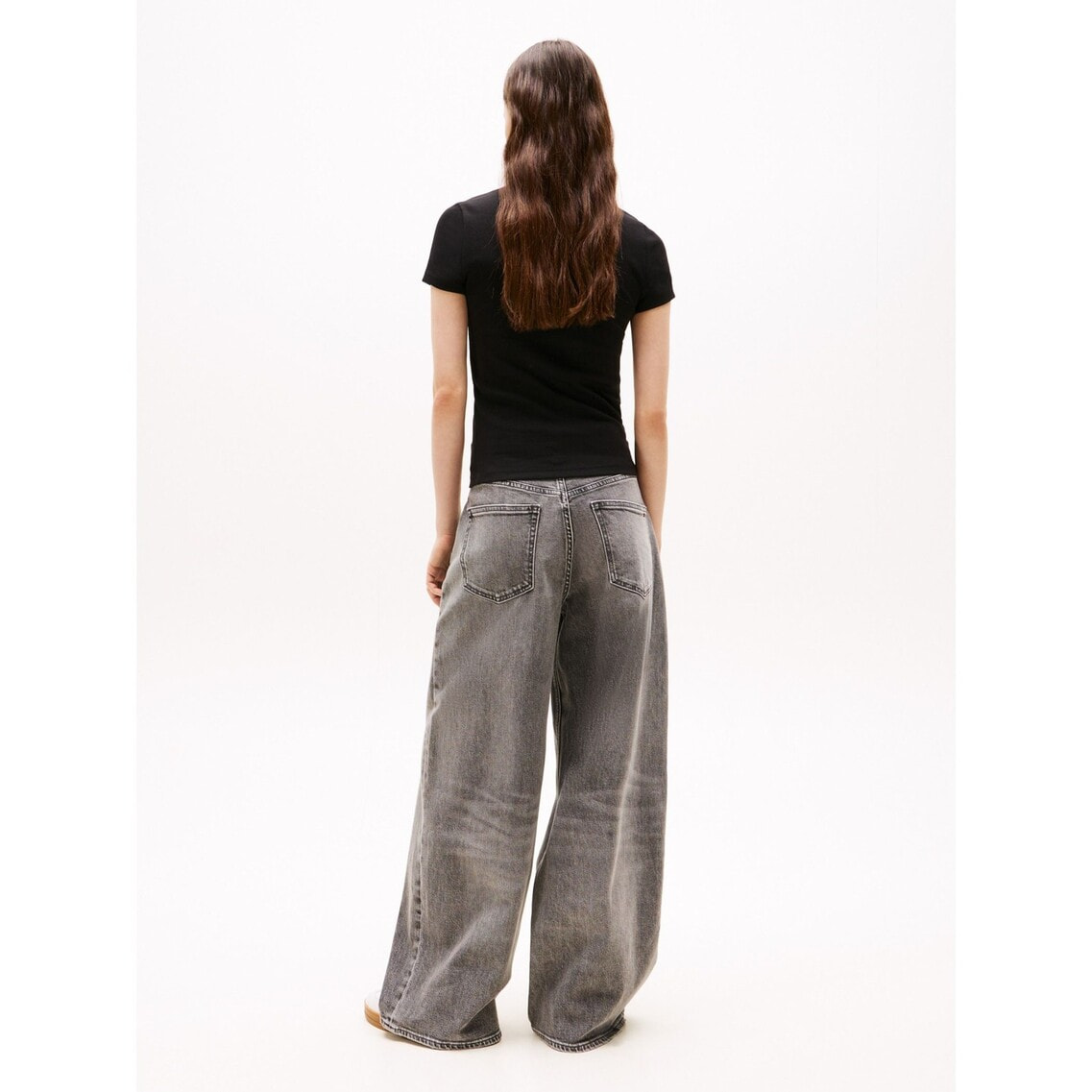 トミー ヒルフィガー   スリムスプリクトラベルショートスリーブTシャツ （ブラック） スリムスプリクトラベルショートスリーブTシャツ | トミー