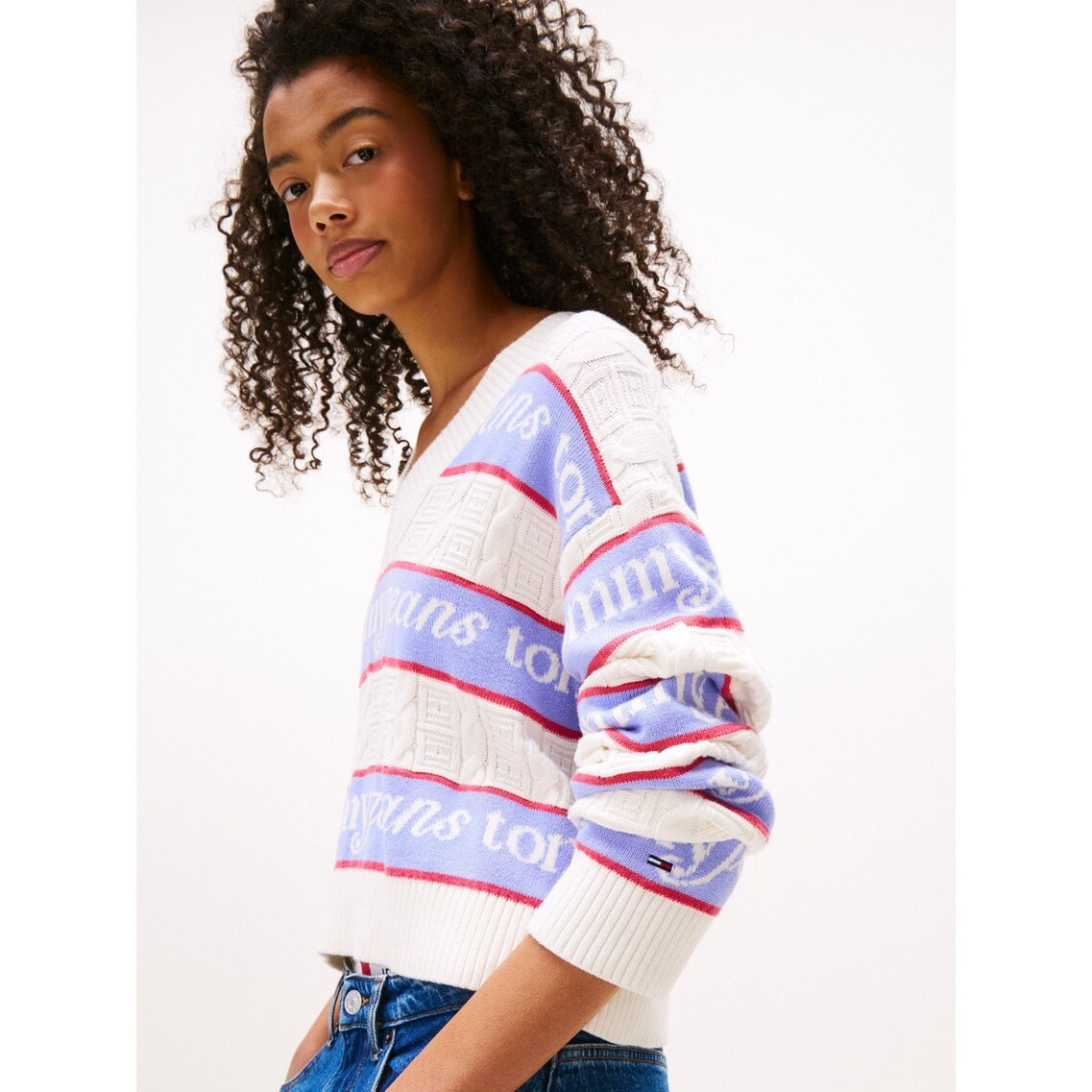 ストライプロゴVネックセーター | トミー ジーンズ | トミー