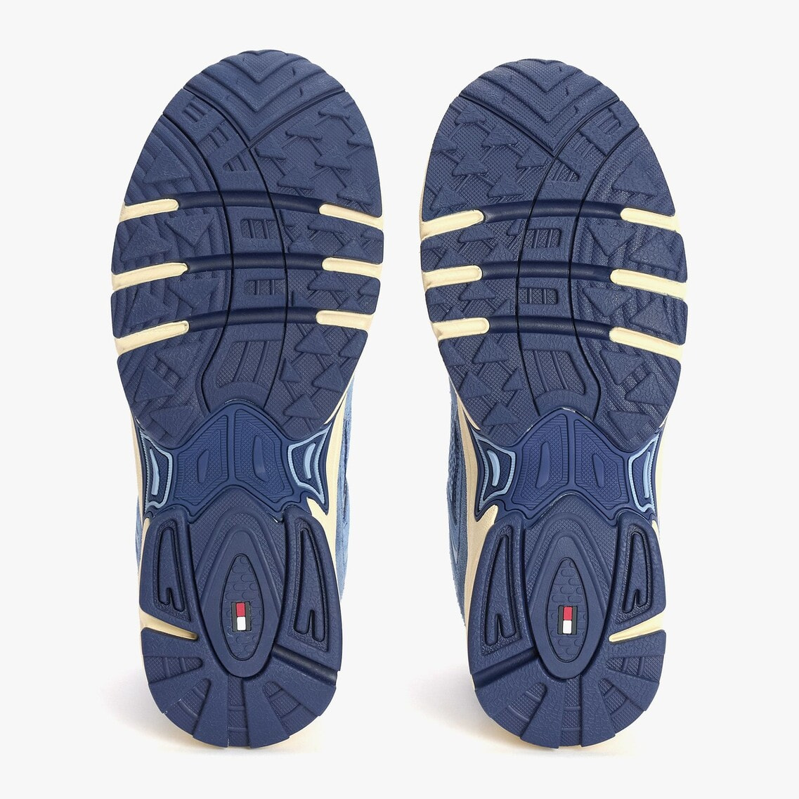 【すぐ届く】 JEANS アーカイブ97メタリックスニーカー 2点でさらに10％OFF】アーカイブ97スニーカー | トミー ジーンズ
