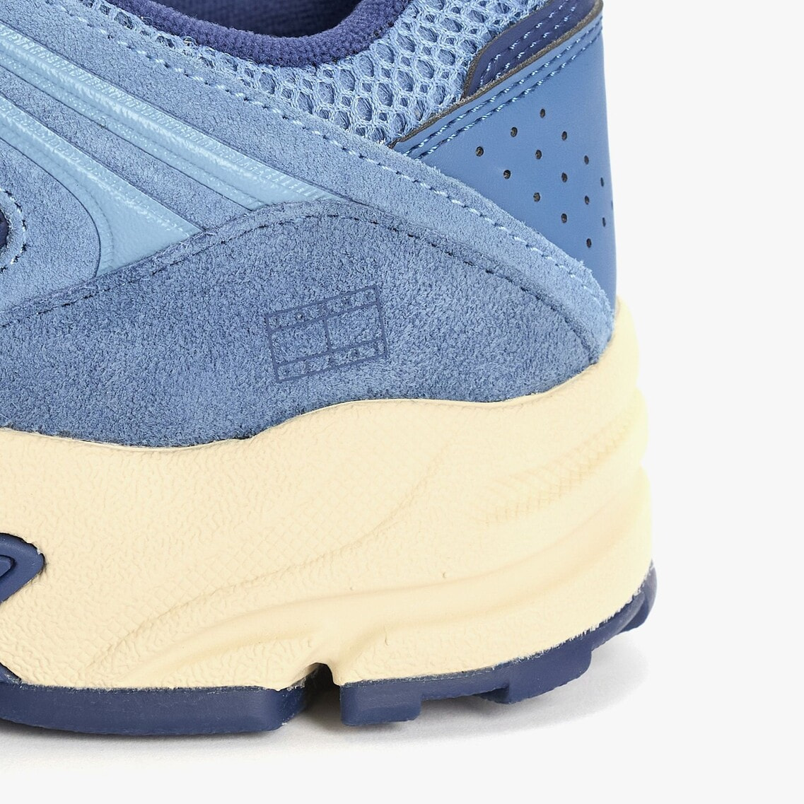 【すぐ届く】 JEANS アーカイブ97メタリックスニーカー 2点でさらに10％OFF】アーカイブ97スニーカー | トミー ジーンズ