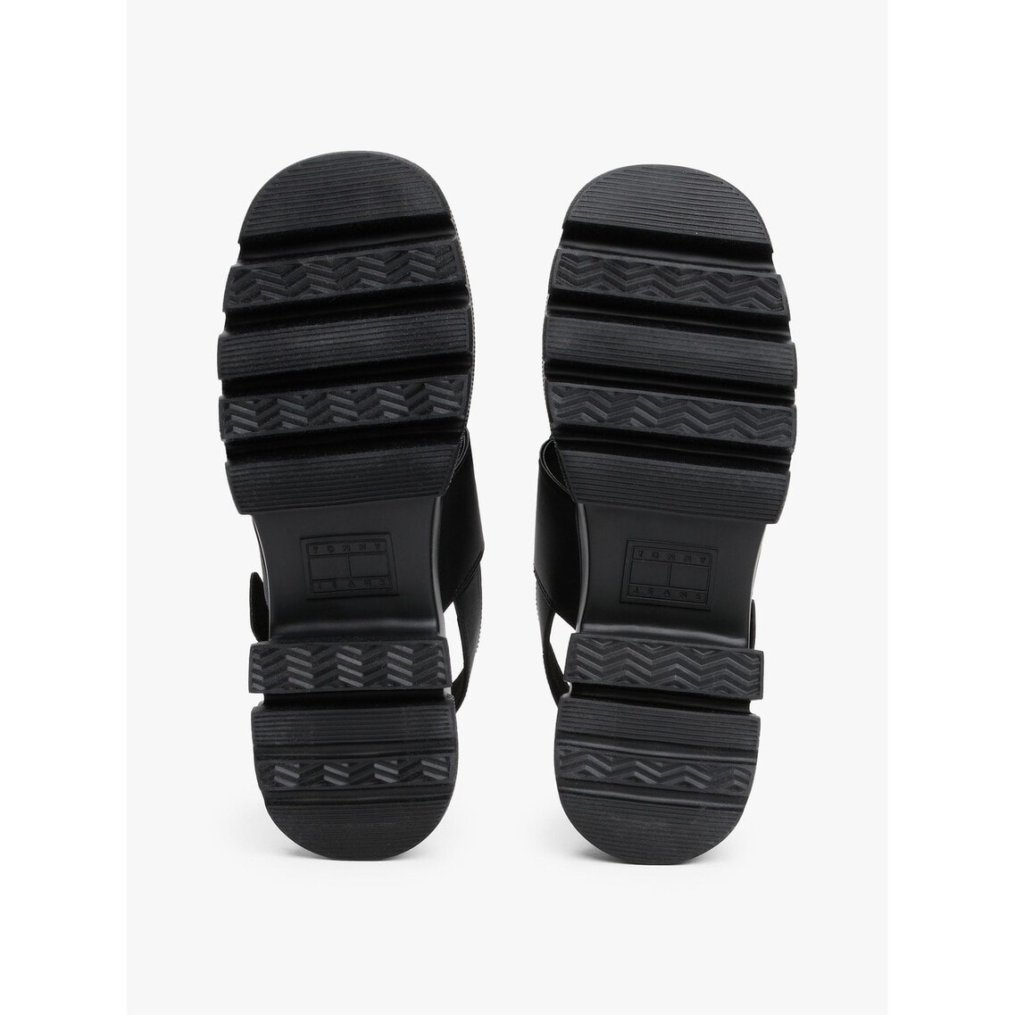 2点でさらに10％OFF】チャンキーシティサンダル | トミー