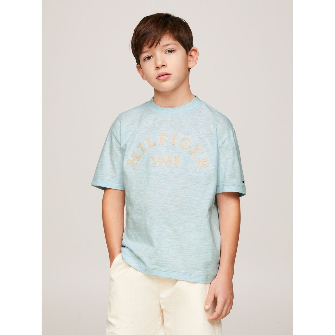 BOYS モノタイプ1985アーチTシャツ | TOMMY HILFIGER | Tommy Hilfiger