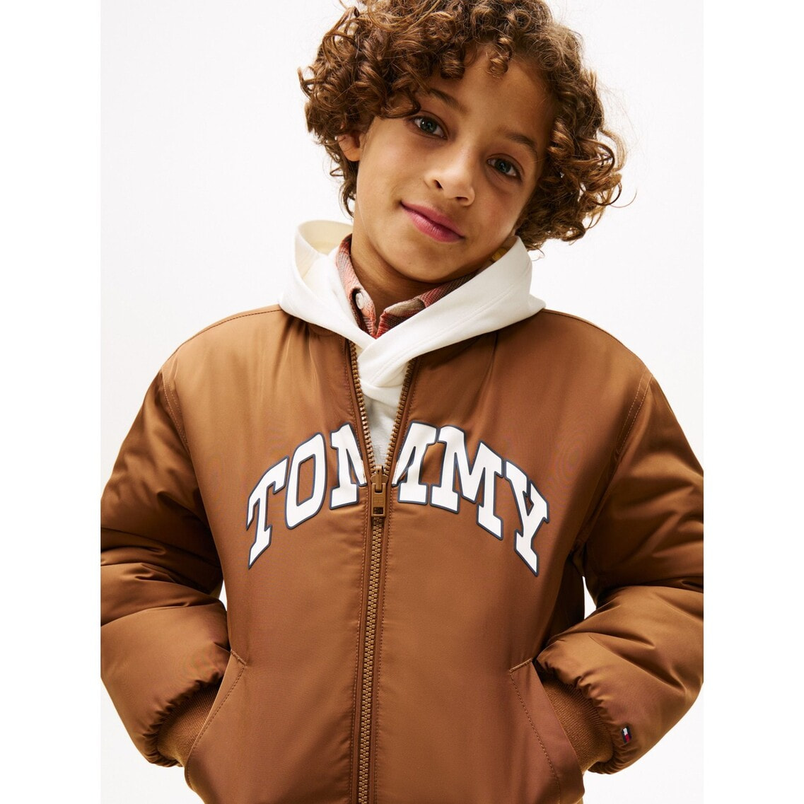 3点でさらに10％OFF】BOYSリバーシブルボンバージャケット | トミー