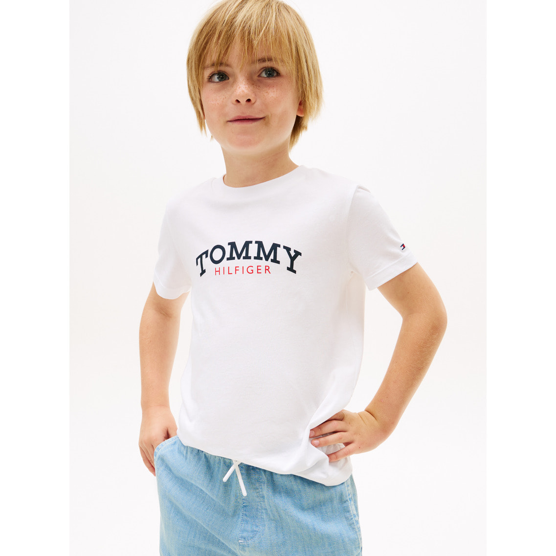 2点でさらに10％ off】BOYS モノグラムグラフィックTシャツ | トミー