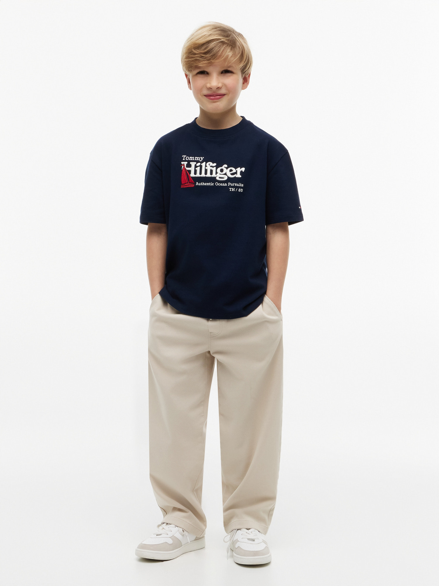KIDS エンブロイダリーグラフィックショートスリーブTシャツ | トミー