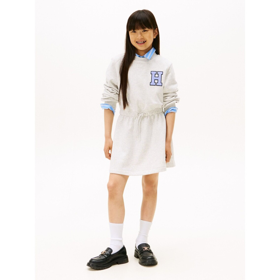 【トミーヒルフィガー】可愛いリボンAラインTシャツワンピース GIRLS バーシティロングスリーブニットワンピース | トミー