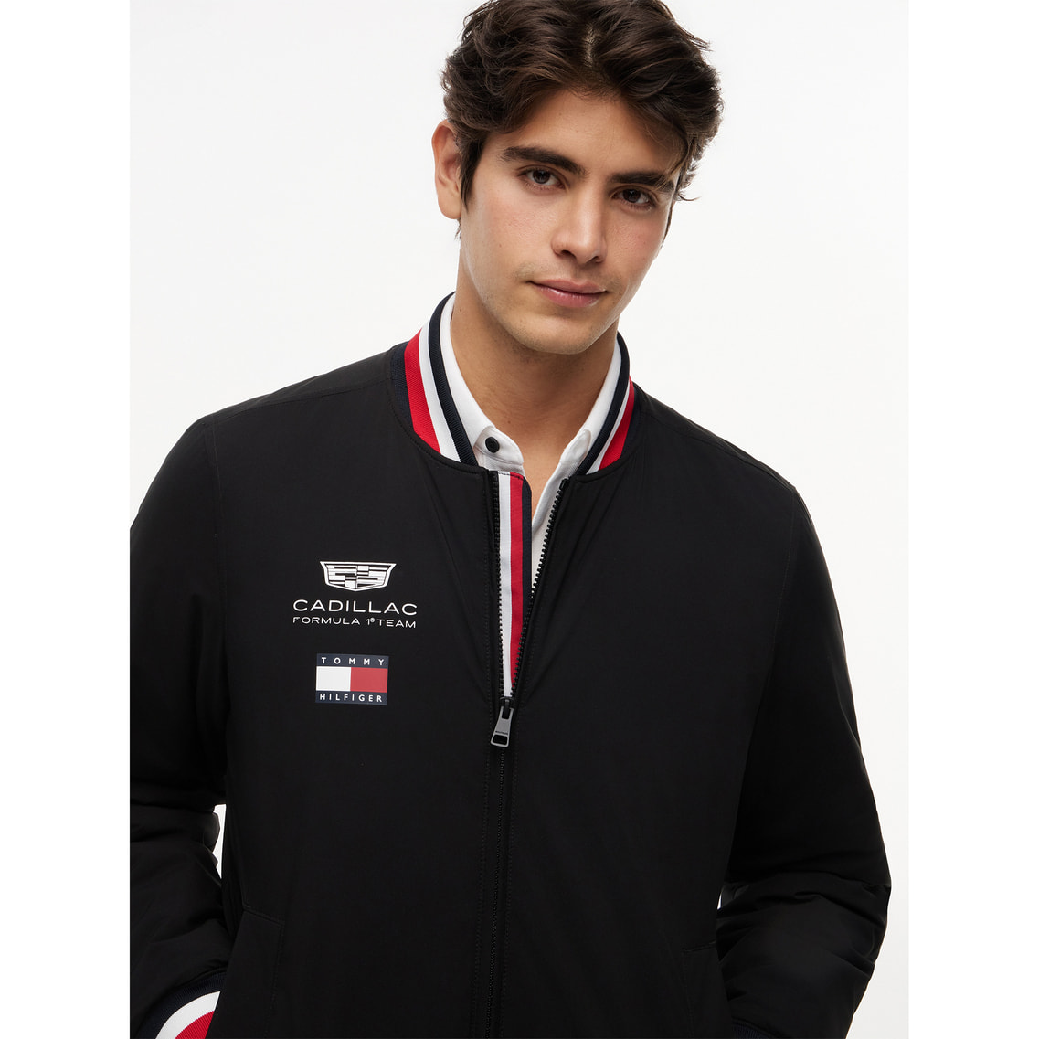 Tommy x Cadillac F1 Team レプリカスタジアムジャンパー | トミー