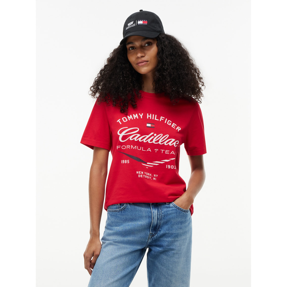 TH X CF1 バーシティラグラングラフィックTシャツ | トミー