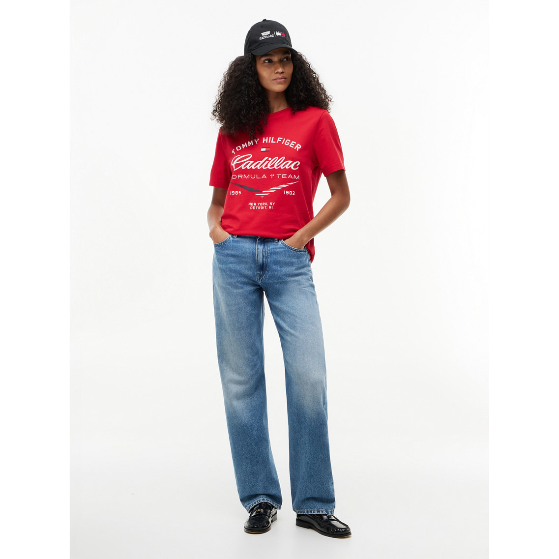 TH X CF1 バーシティラグラングラフィックTシャツ | トミー