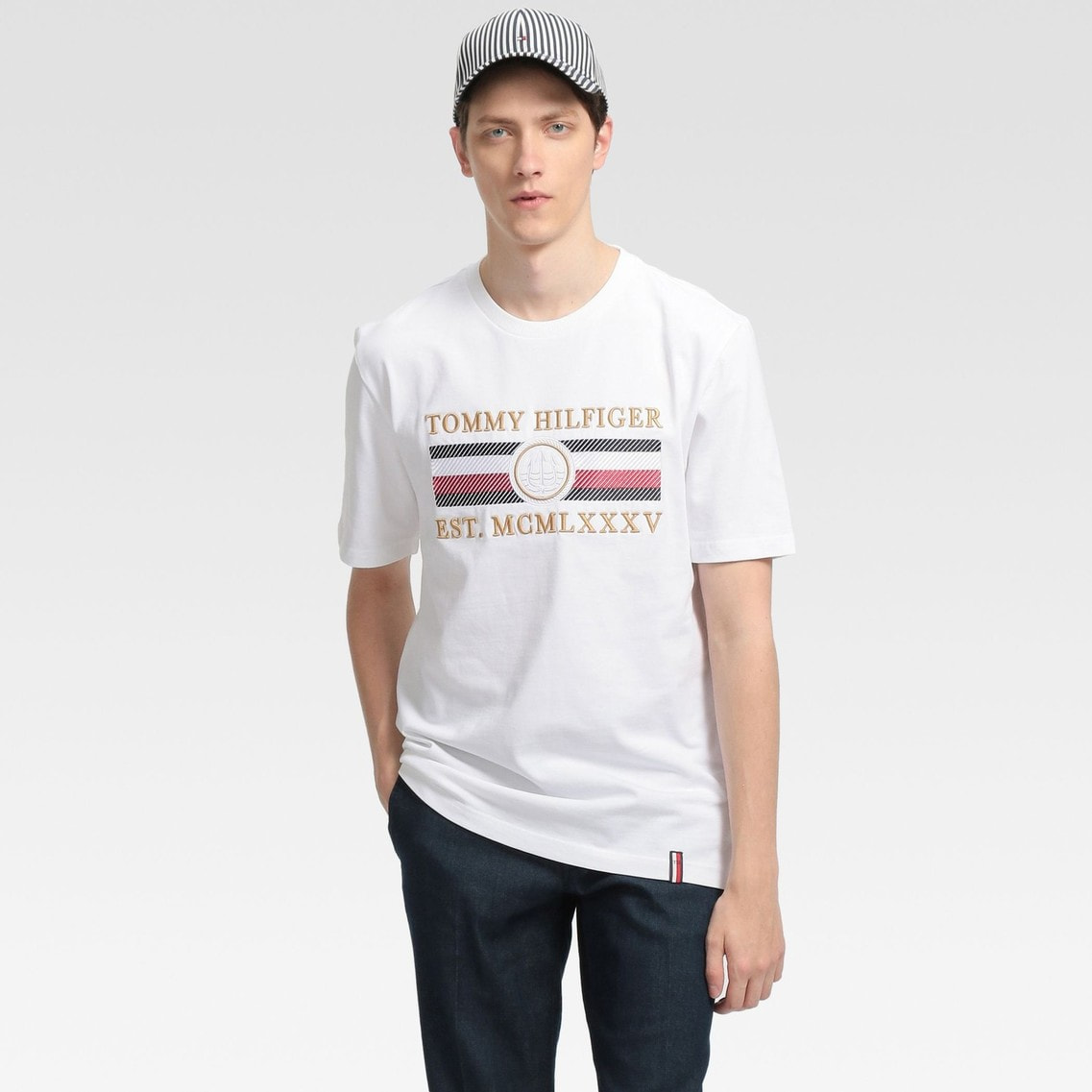 アイコンストライプリラックスフィットtシャツ Tommy Hilfiger Tommy Hilfiger トミー ヒルフィガー 公式オンラインストア