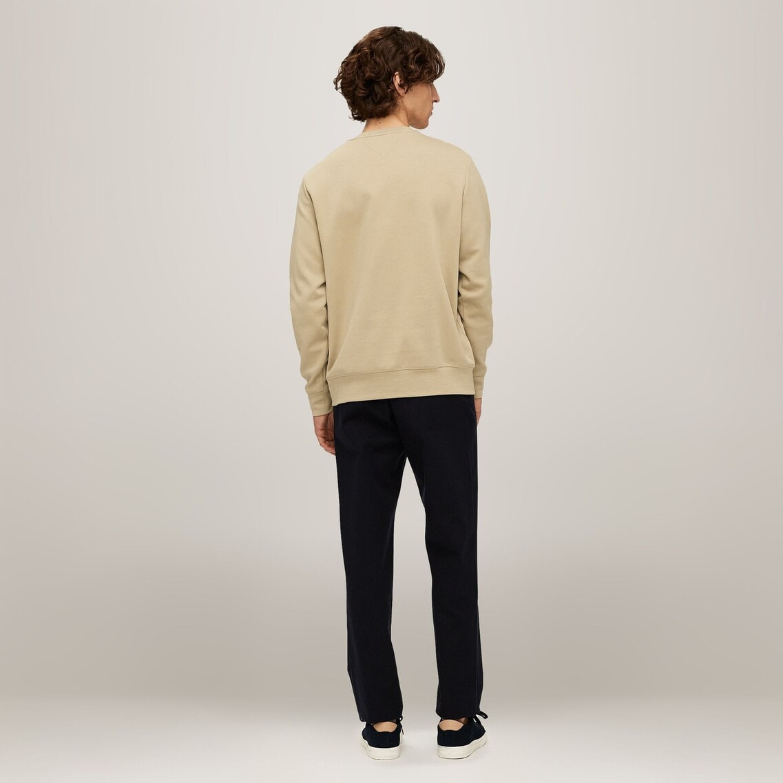 身長185cm / Lサイズ着用