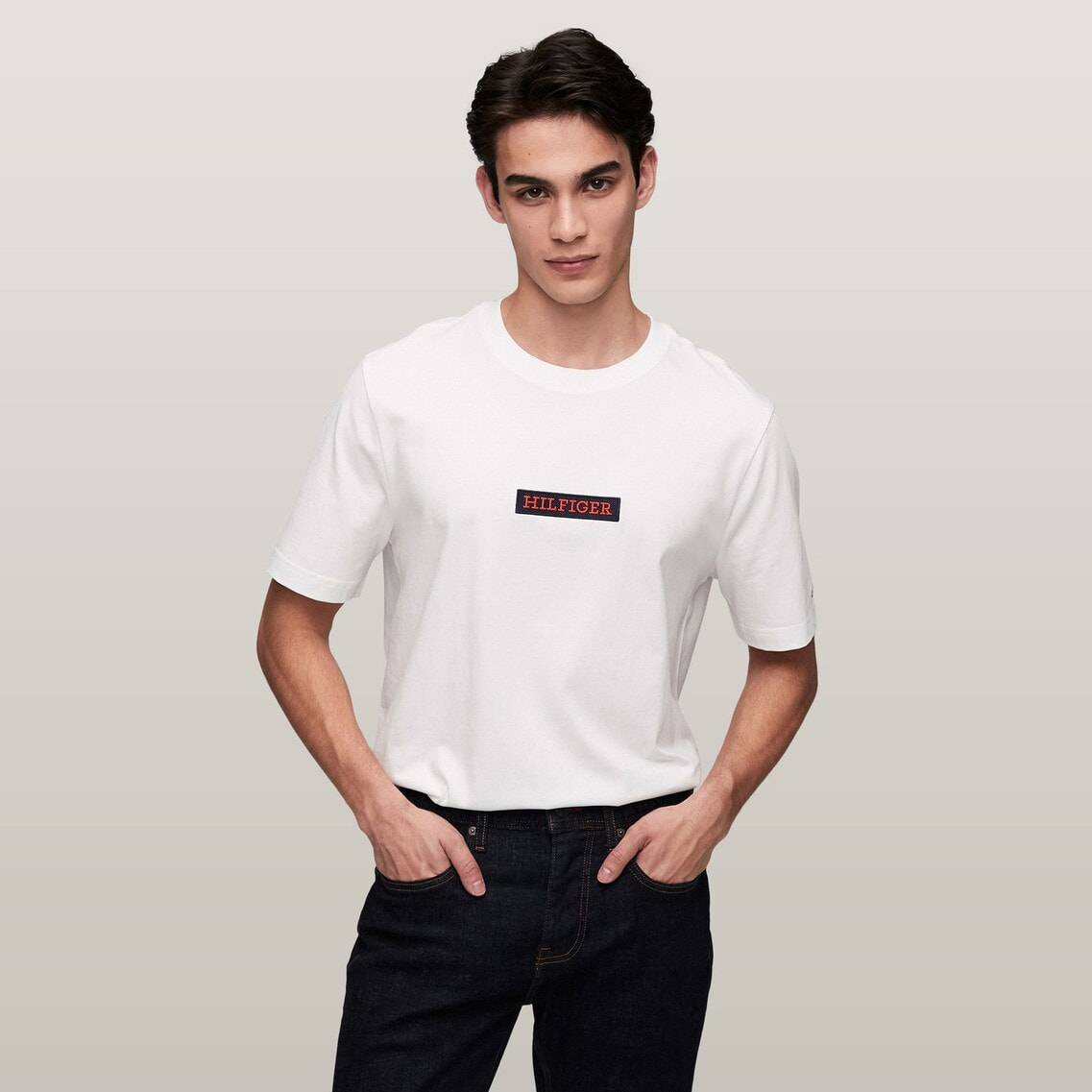 モノタイプボックスTシャツ | TOMMY HILFIGER | Tommy Hilfiger