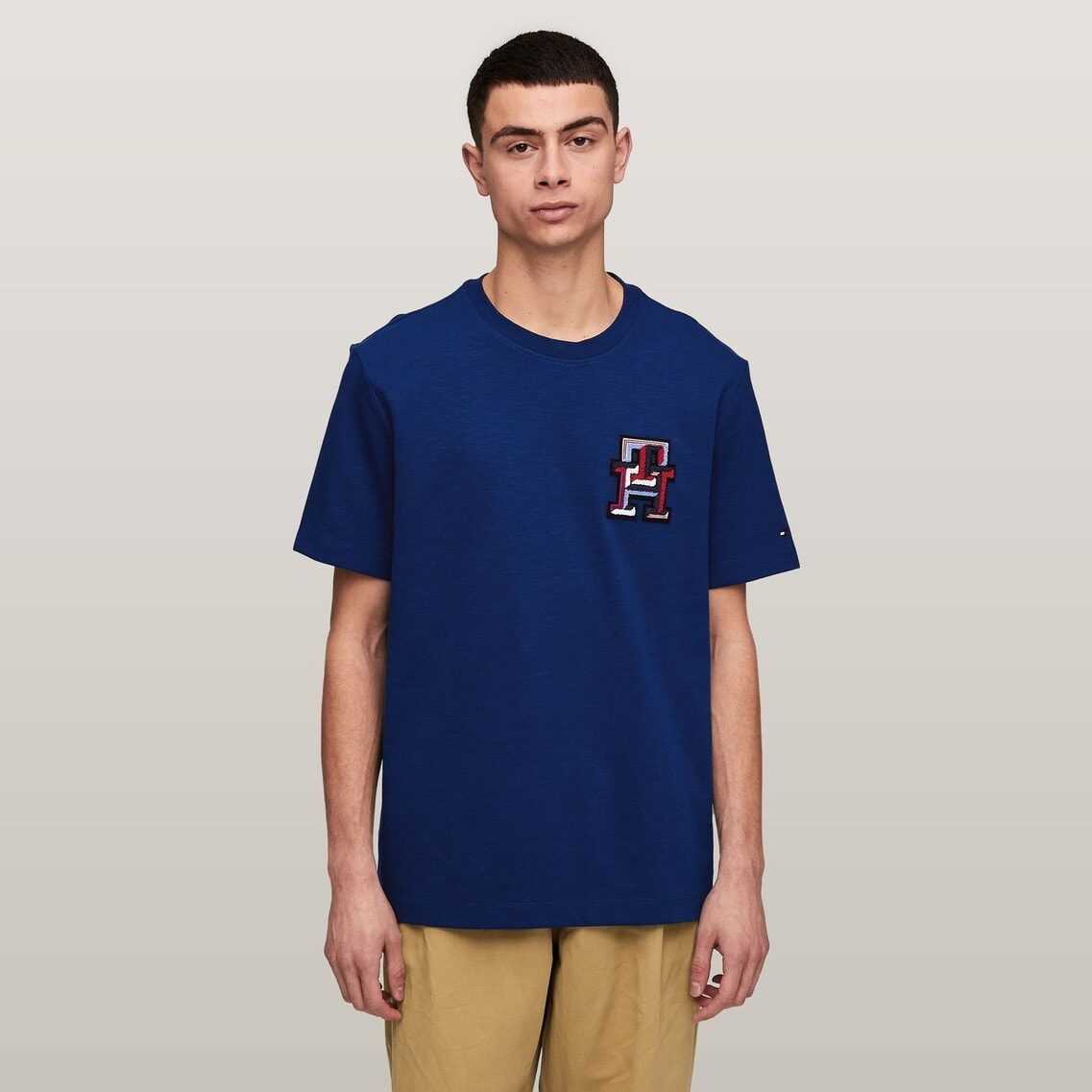 モノグラムバッジTシャツ | TOMMY HILFIGER | Tommy Hilfiger - トミー 