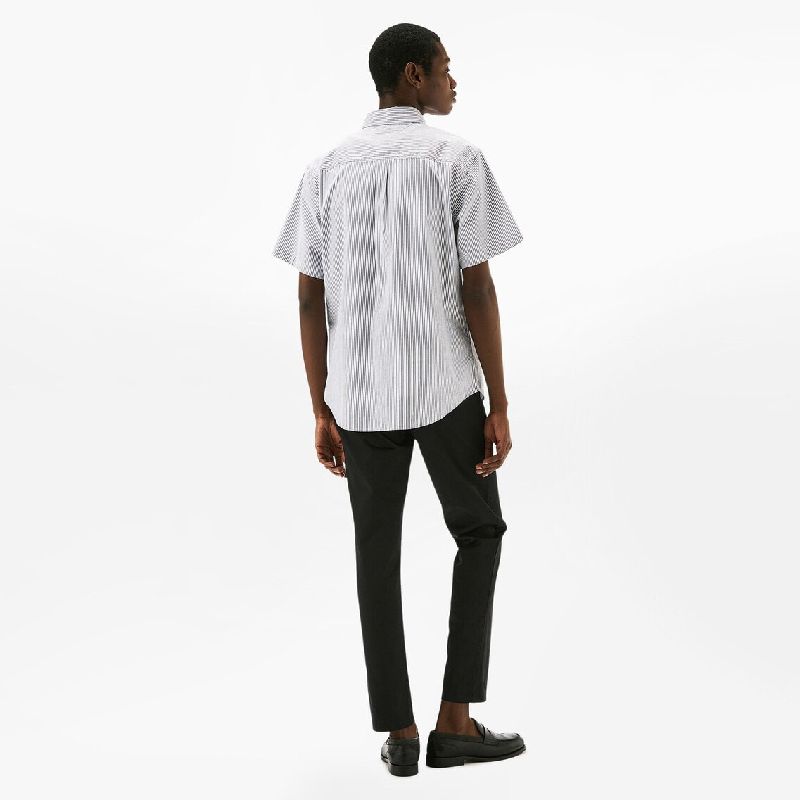 身長187cm / Lサイズ着用