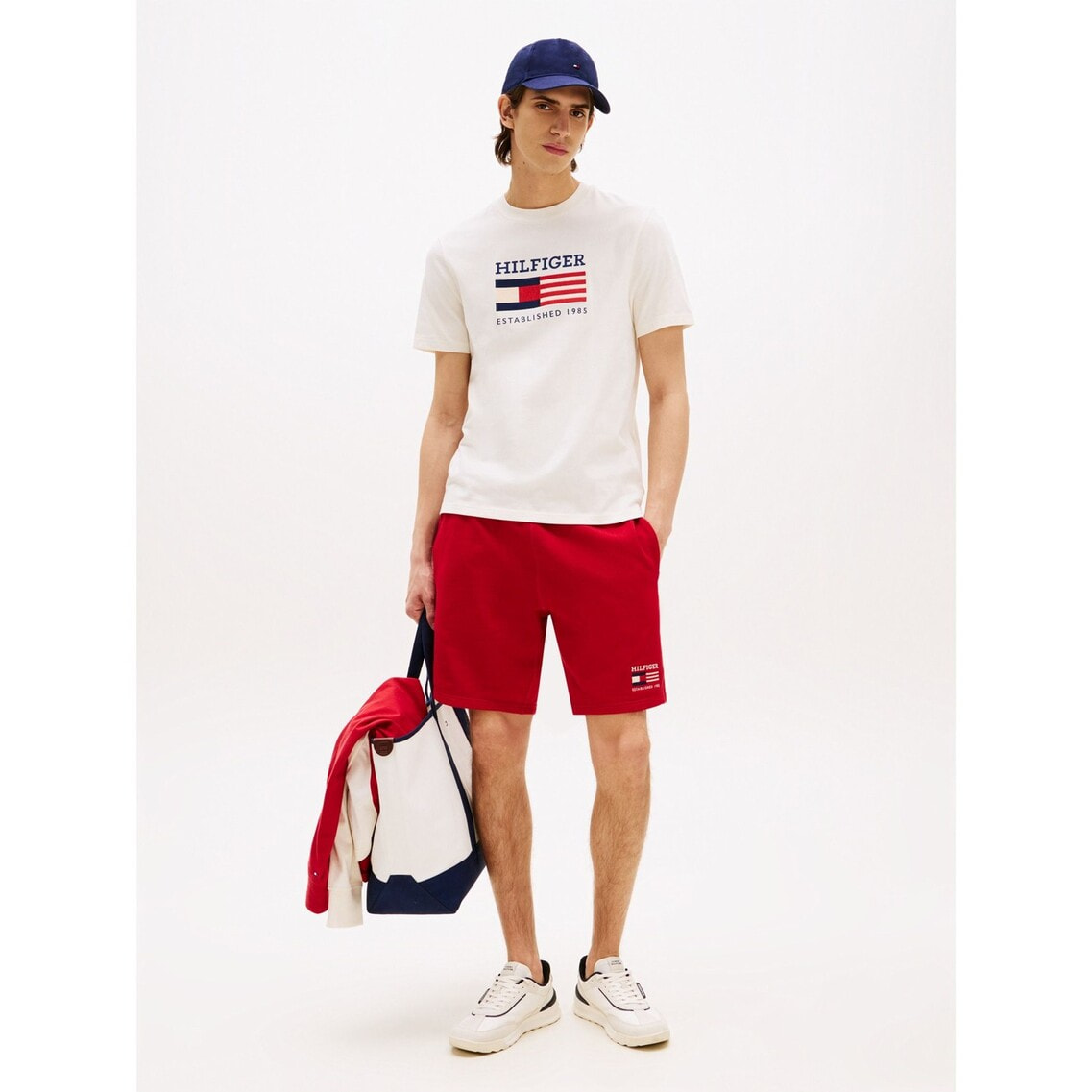アメリカーナモノタイプフラッグボックスTシャツ | トミー