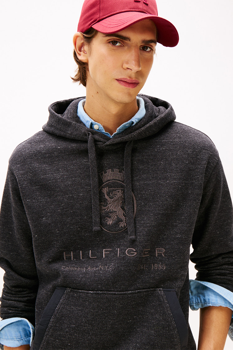 日本未発売◇新品(tt1217)TOMMY HILFIGER Tシャツ(メンズXL)*濃紺Navy『ESTABLISHED NEW YORK CITY S/S TEE』トミーヒルフィガー正規品 ベーシックロゴTシャツ | トミー ヒルフィガー | トミー ヒルフィガー