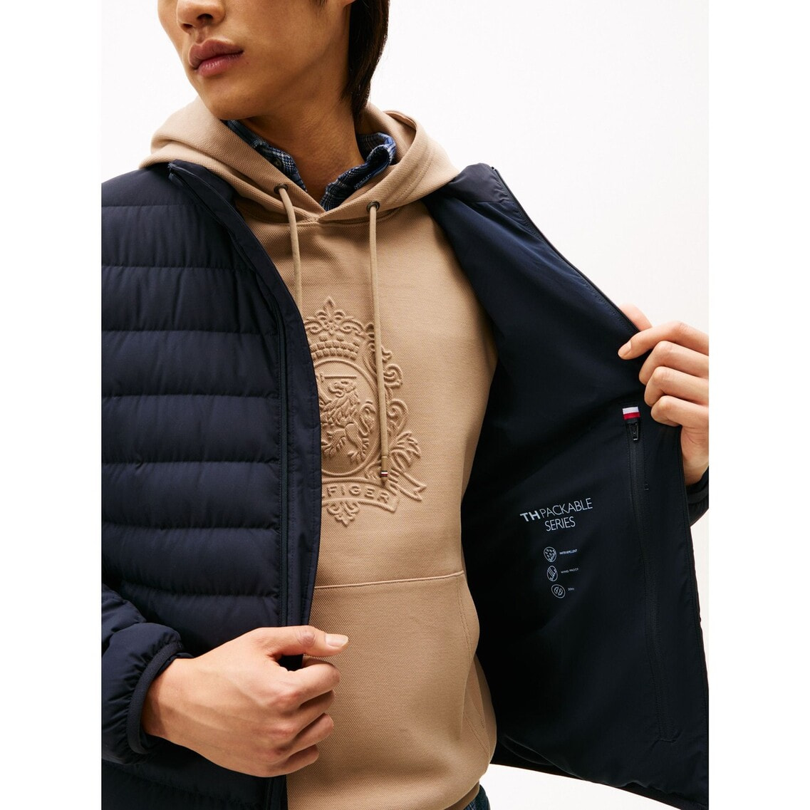 3点でさらに10％OFF】グースダウンパッカブルジャケット | トミー