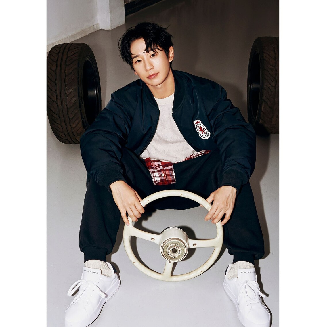 JungHaeIn着用】クレストボンバージャケット | トミー ヒルフィガー