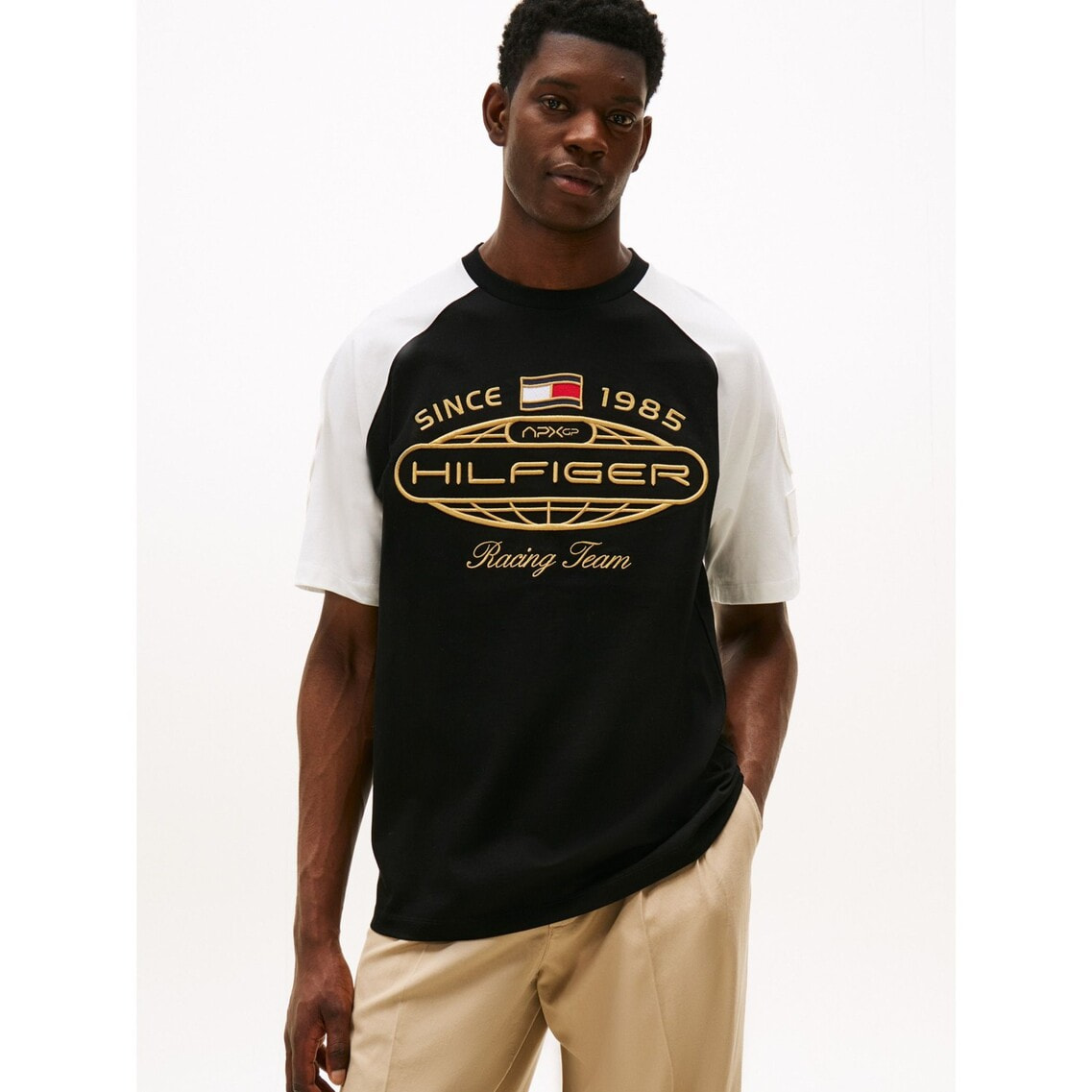 公式完売   F1 APXGP グラフィックリンガーTシャツ APXGP collection グラフィックリンガーTシャツ | トミー