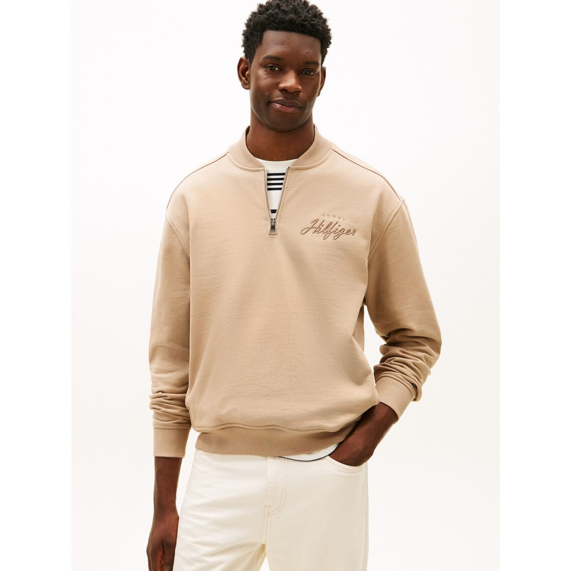   トミーヒルフィガー トップス ＸＬ ベージュ メンズ モダンアスレジャーグラフィックハーフジップクルーシャツ | トミー