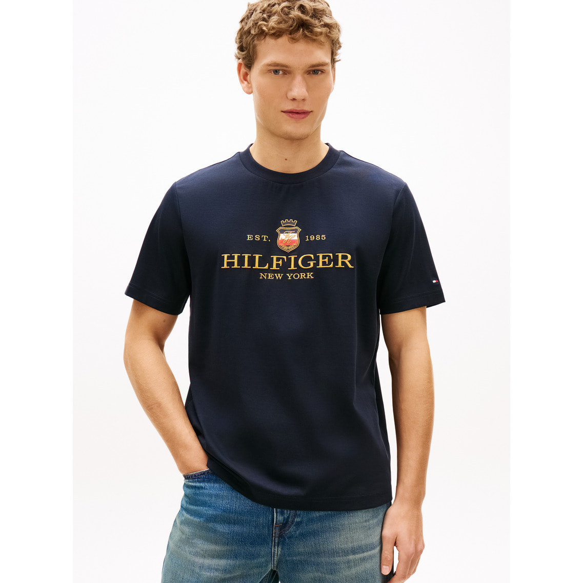 2点でさらに10％ off】アイコングラフィッククルーネックTシャツ 