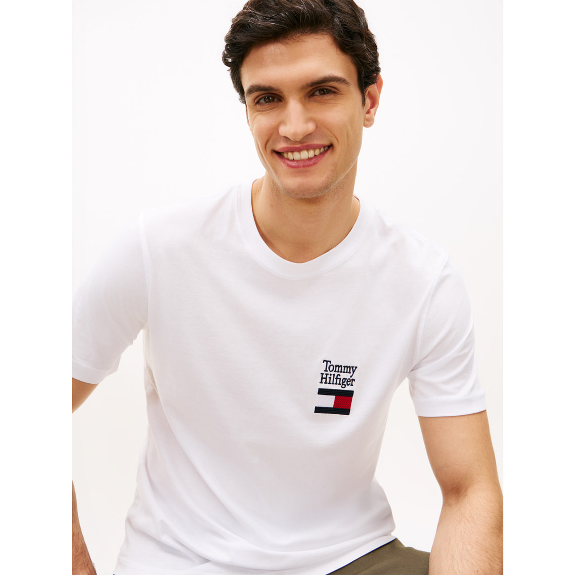 ブランドラブテキストスタックTシャツ | トミー ヒルフィガー | トミー