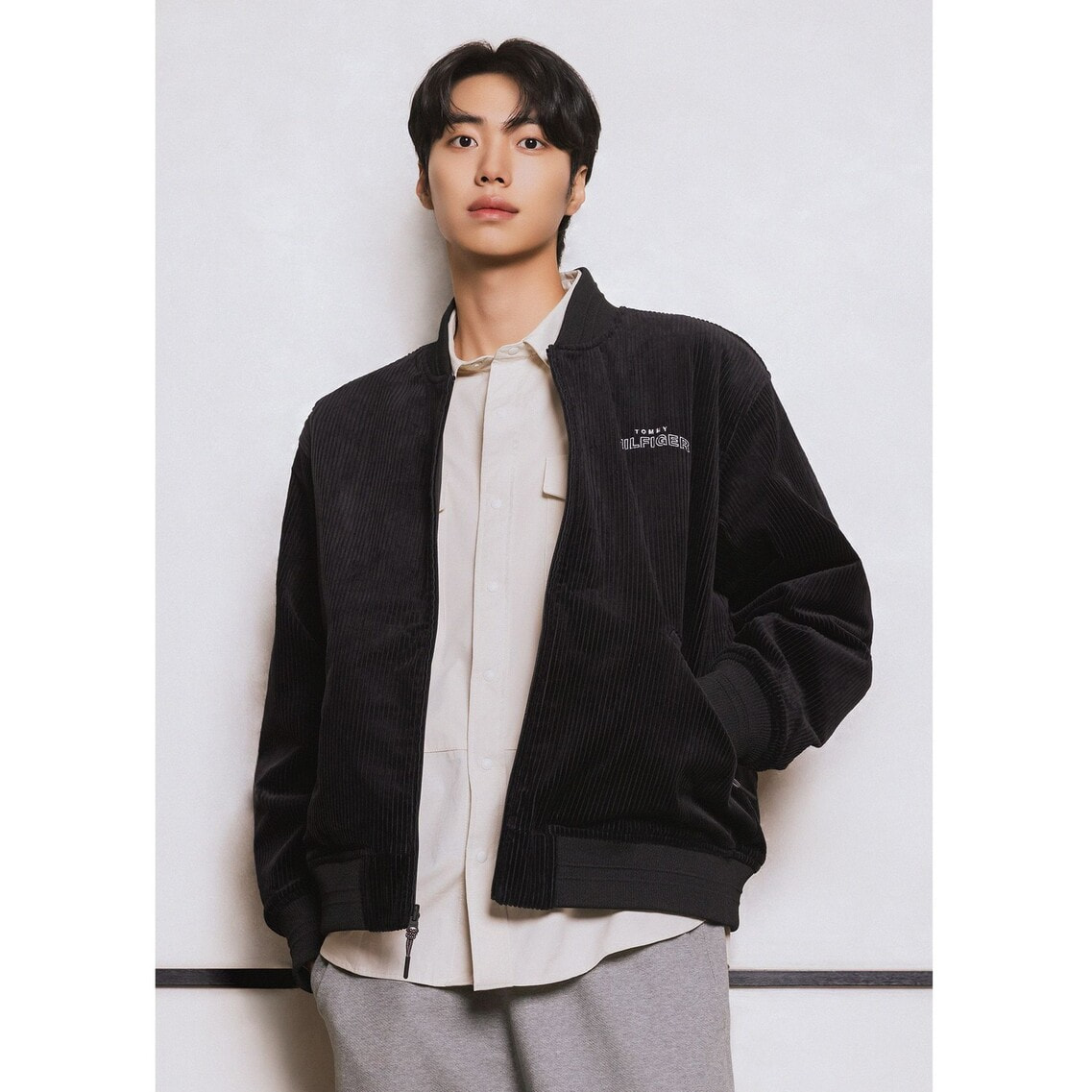 ミックスメディアリバーシブルボンバージャケット | トミー