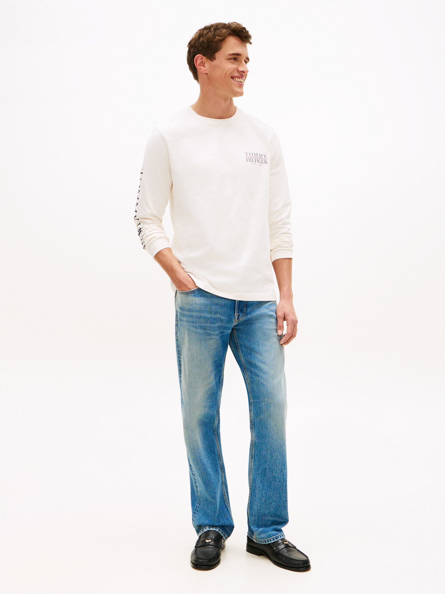 さらに10％ off】ヘリテージシリーズテキストロングスリーブTシャツ