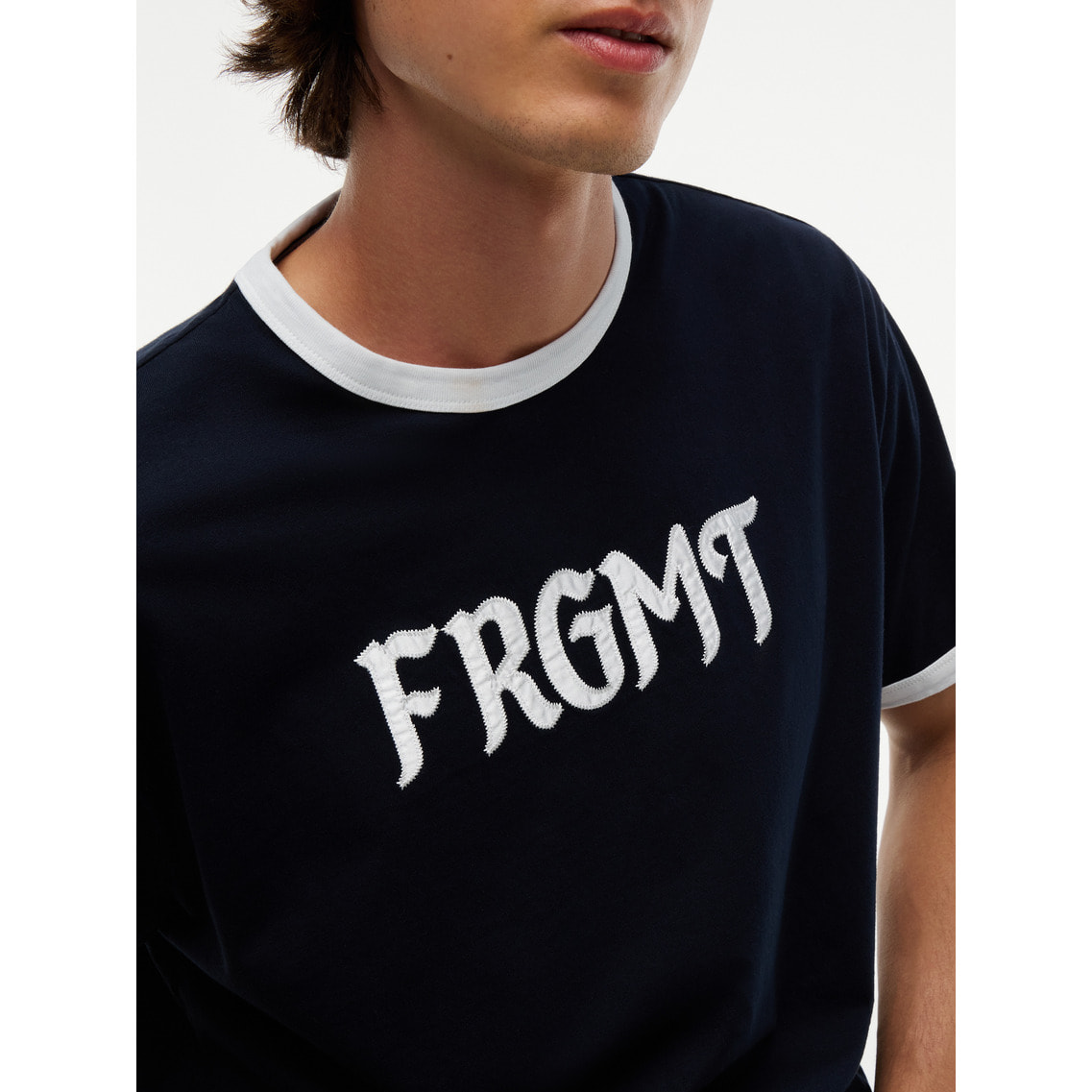 FRGMT FOR THE WEEKENDER Tシャツ ブラック Tommy Hilfiger x FRGMT リンガーTシャツ | トミー ヒルフィガー