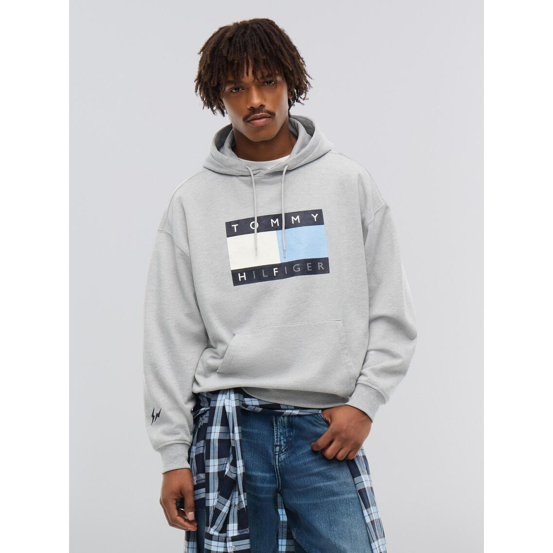 トミーフィルフィガー　パーカー　XS 新品 Tommy Hilfiger x FRGMT フラッグパーカー | トミー ヒルフィガー