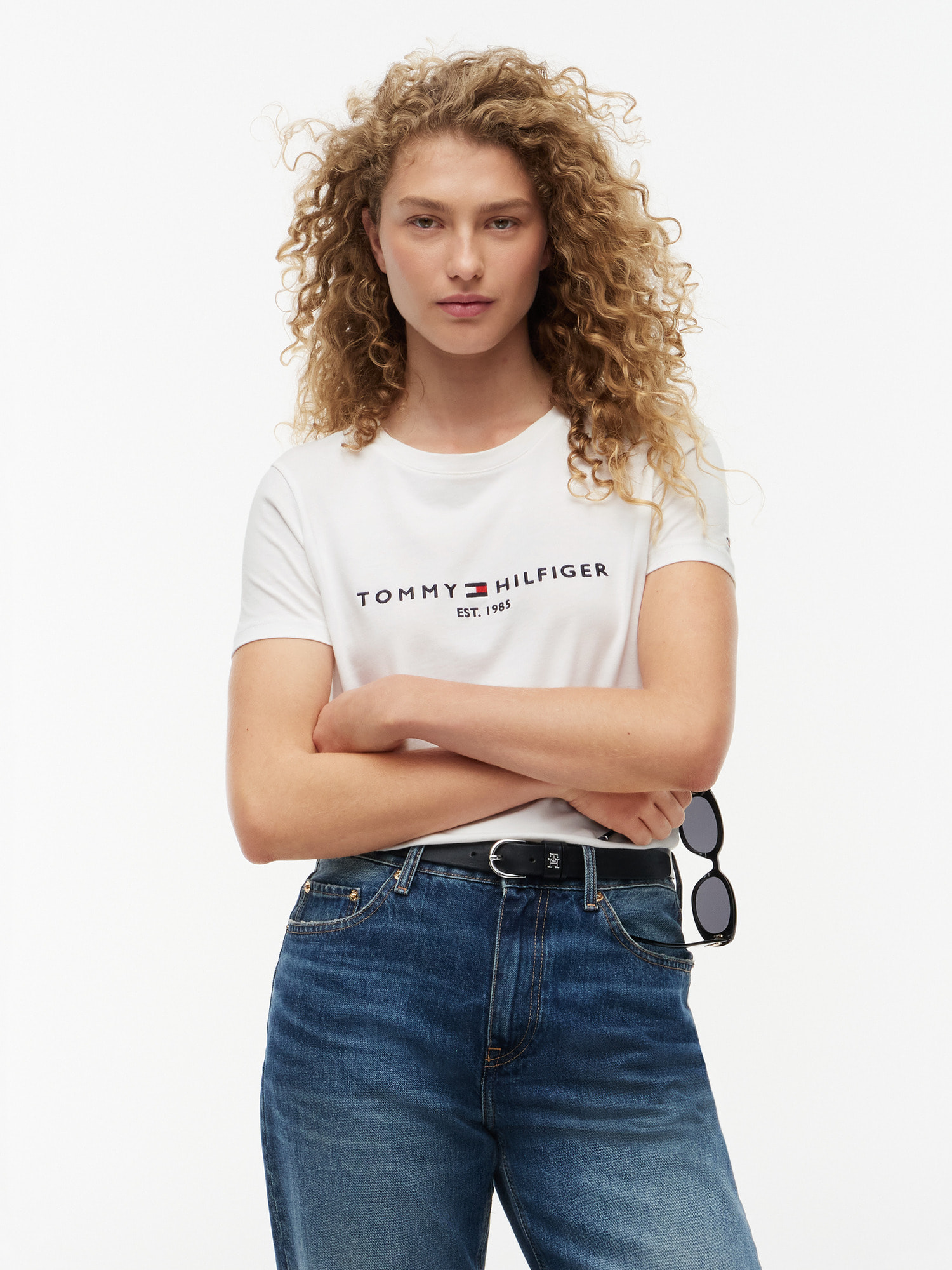 ベーシックロゴTシャツ | トミー ヒルフィガー | トミー ヒルフィガー