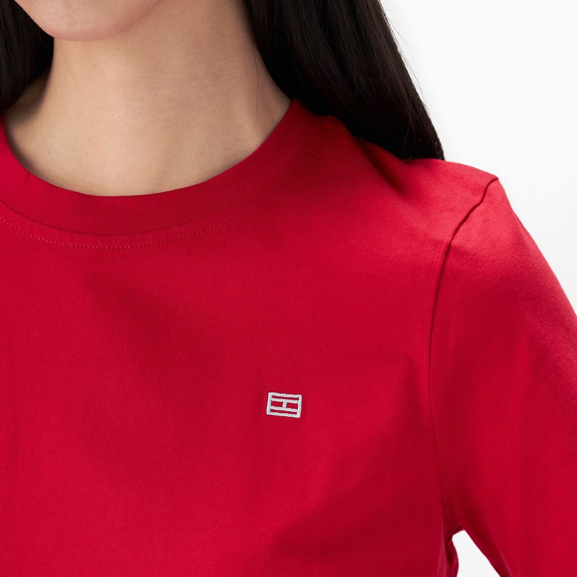 2点でさらに10％OFF】クルーネックフラッグTシャツ | トミー