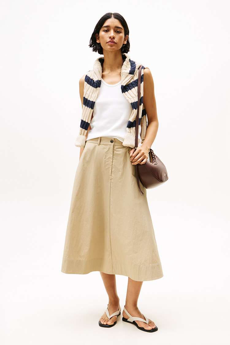 トミー ヒルフィガー TOMMY HILFIGER ゴールドボタンツイル