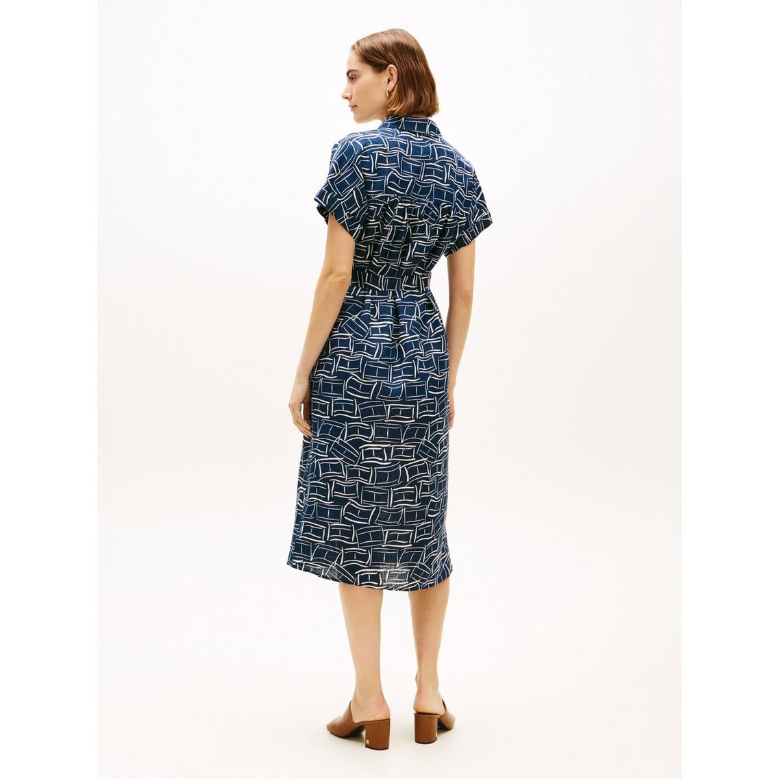 2点でさらに10％ off】リネンベルテッドショートスリーブシャツ