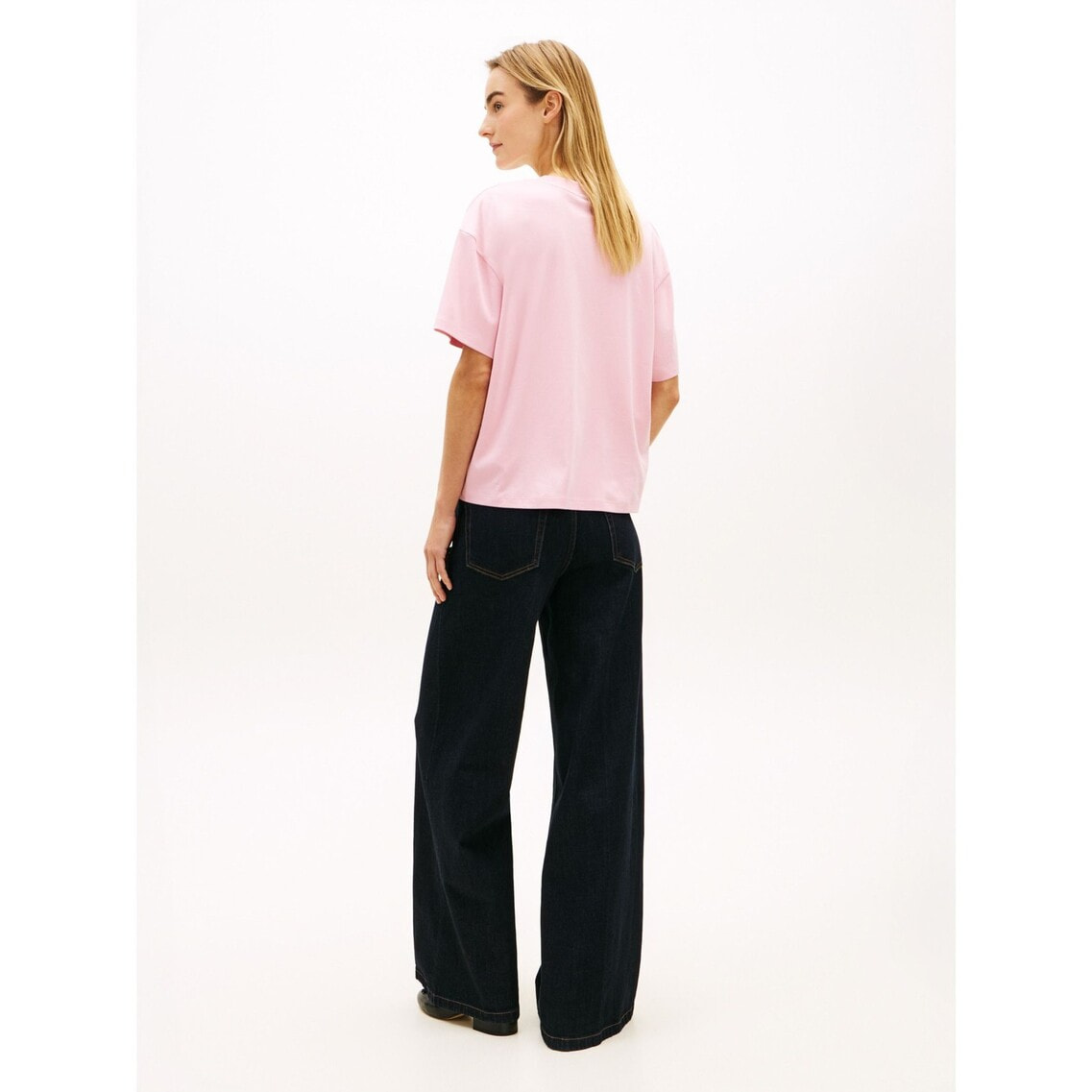 2点でさらに10％ off】ファングラフィックインターロックTシャツ